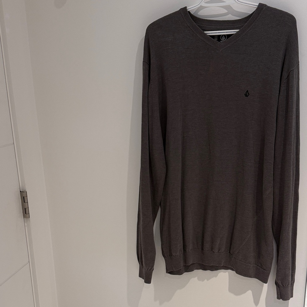 Volcom Men's Gray V-Neck Sweater